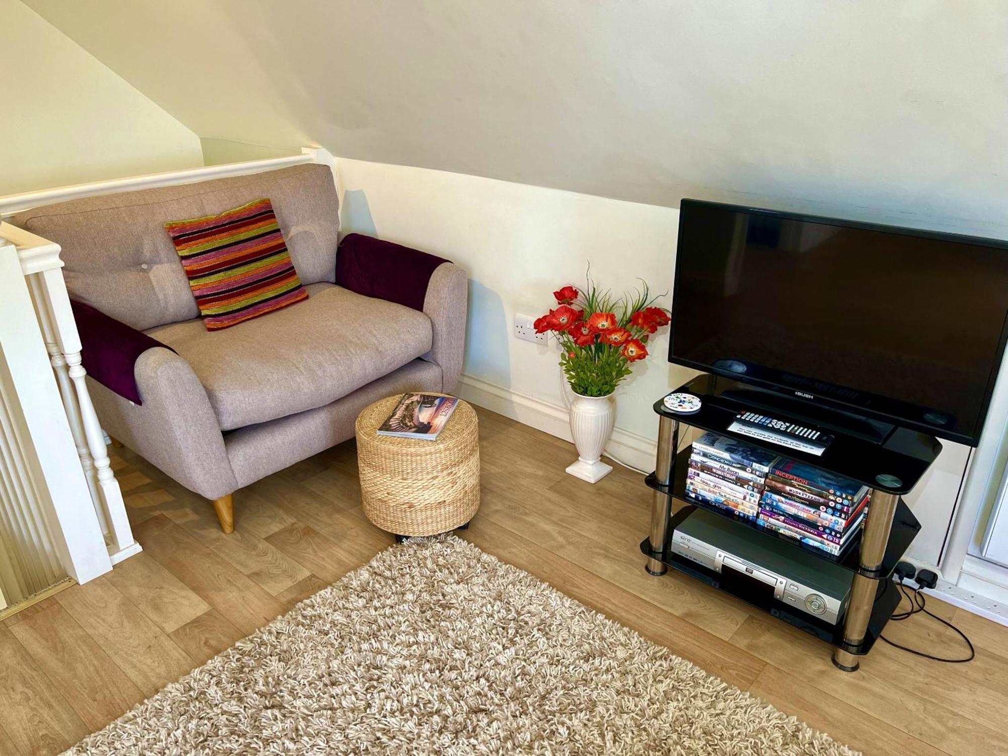 Priors Oak - A Cosy Studio With Countryside Views In Dorset Stalbridge Eksteriør billede